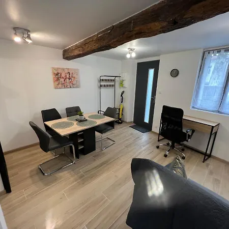 Tres Joli Loft De 40 M2 Idealement Situe * Saint-Gaudens (Haute-Garonne)